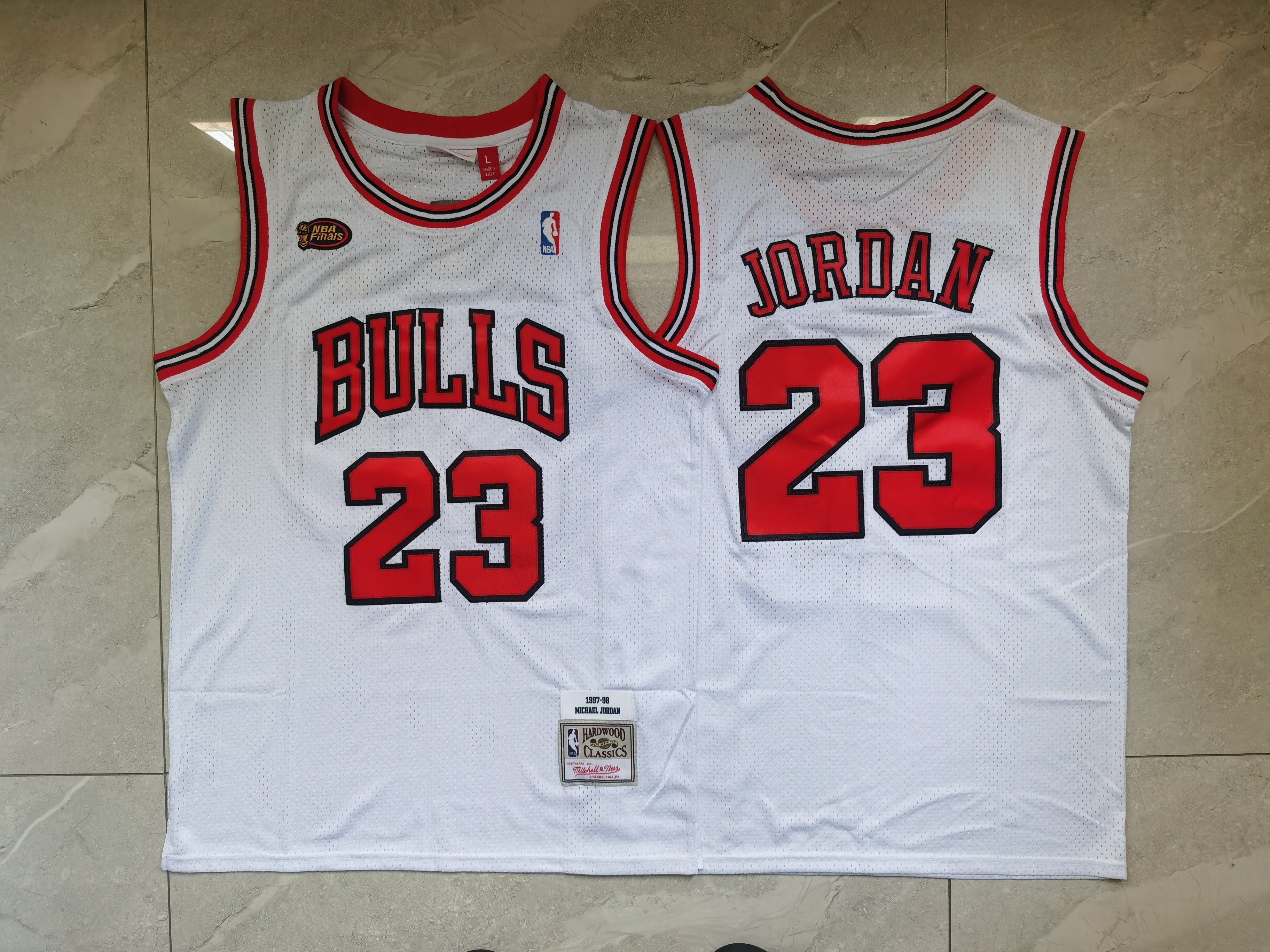 Custom White Chicago Bulls Finals Jersey